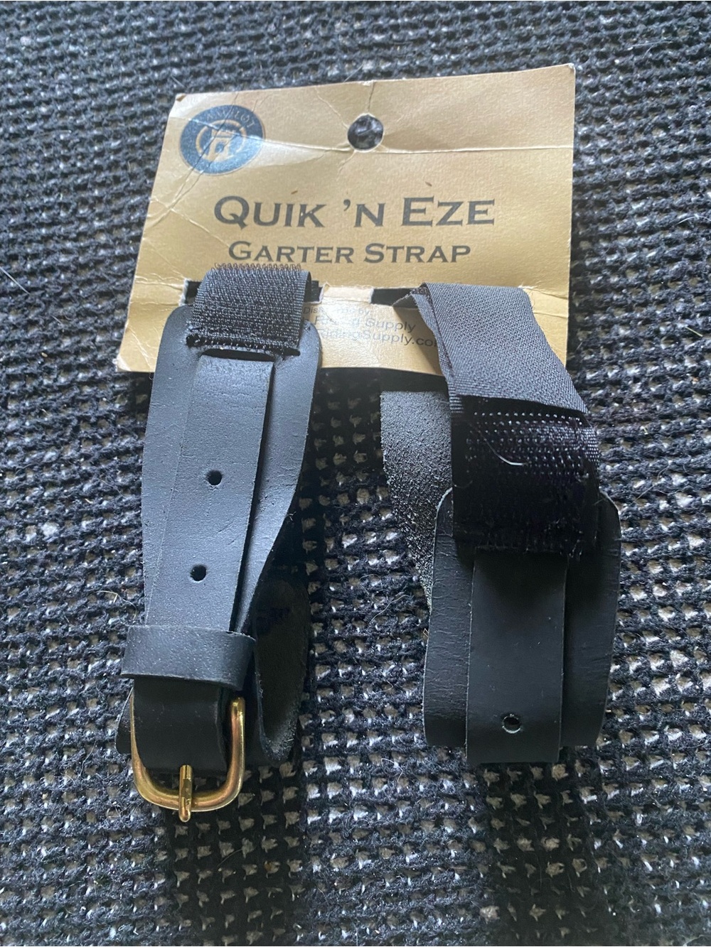 Kids Black Garter Strap - Adjustable School Accessory